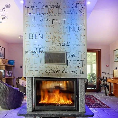 Villa La By Mama C-gite-piscine-spa *