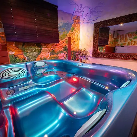 La By Mama C-gite-piscine-spa