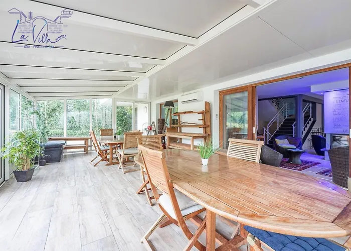 빌라 La By Mama C-gite-piscine-spa *